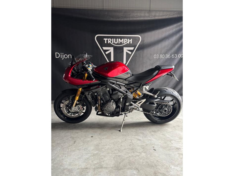 TRIUMPH SPEED TRIPLE 1200 RR