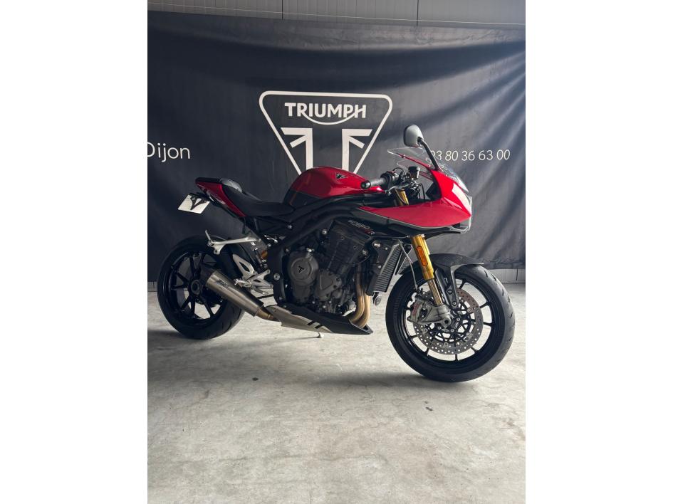 TRIUMPH SPEED TRIPLE 1200 RR