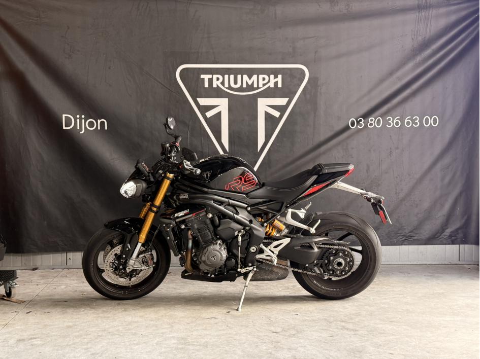 TRIUMPH SPEED TRIPLE 1200 RS