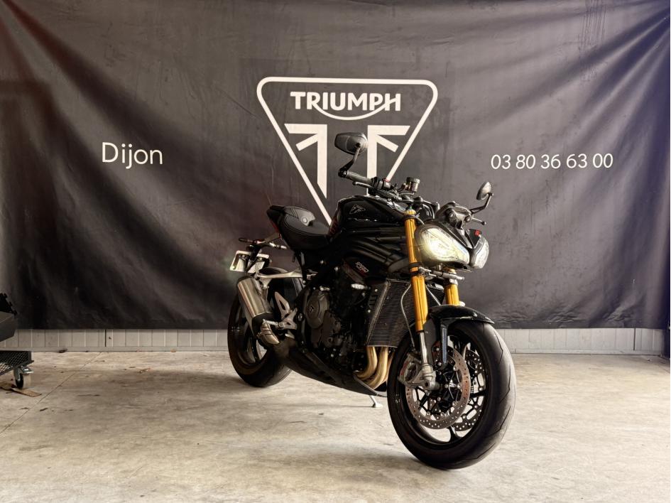 TRIUMPH SPEED TRIPLE 1200 RS