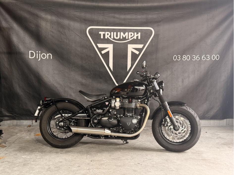 TRIUMPH Bonneville Bobber 1200
