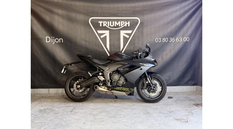 TRIUMPH 	DAYTONA 660