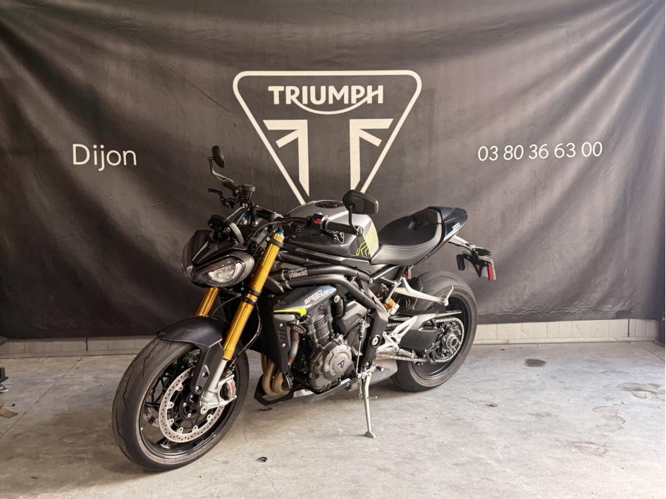 TRIUMPH SPEED TRIPLE 1200 RS